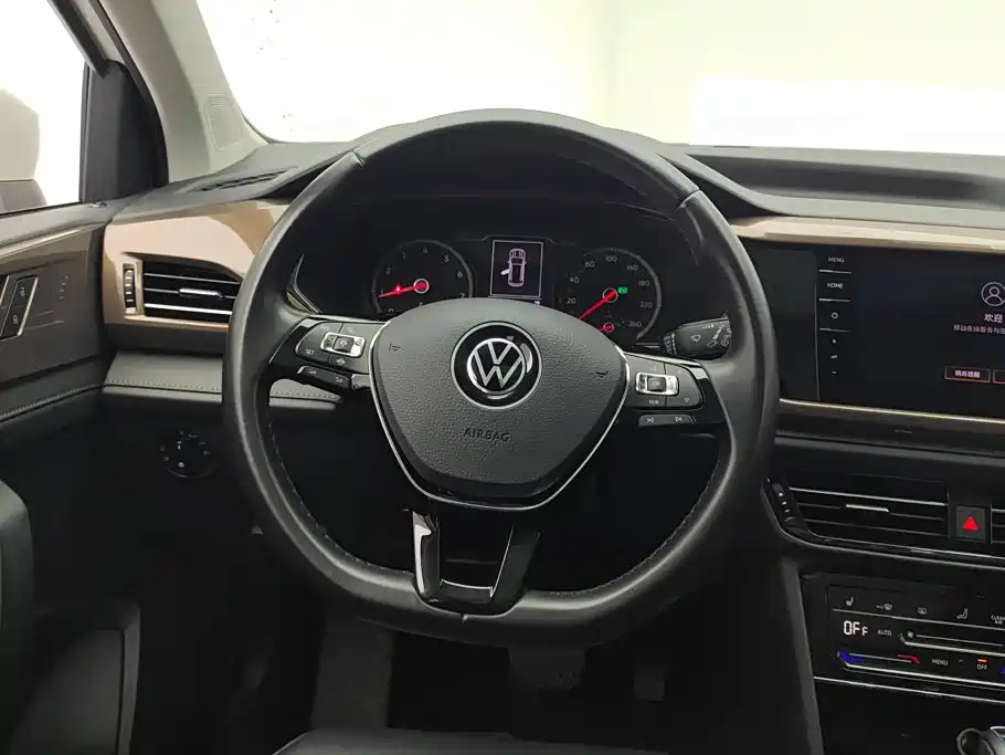 Volkswagen Tharu 2021 — фото 15