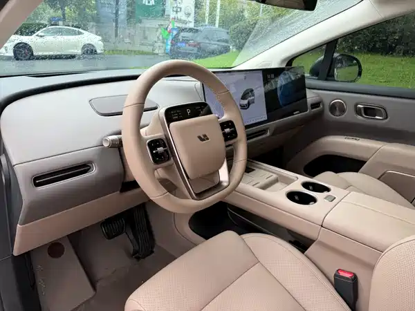 Li Auto i8 2026