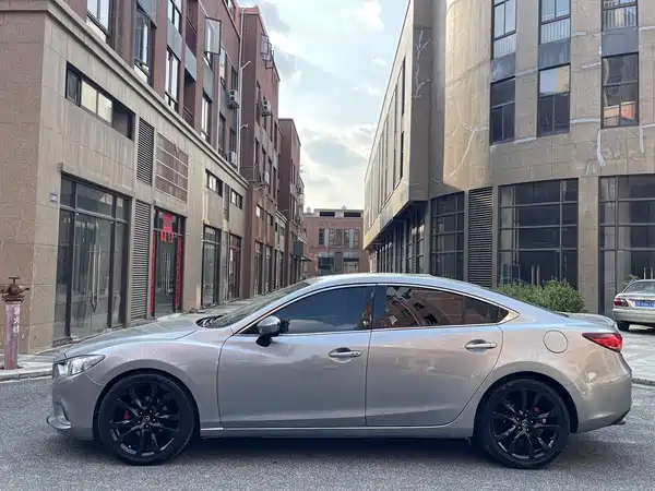 Mazda Atenza 2014