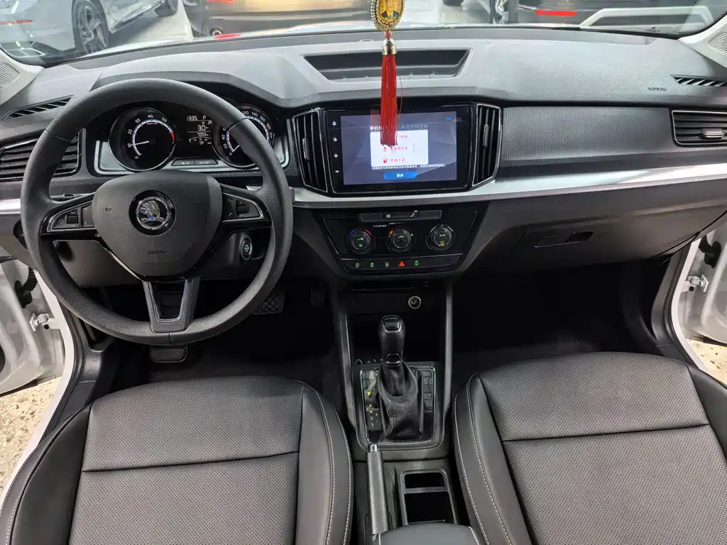 Skoda Kamiq 2024 — фото 11