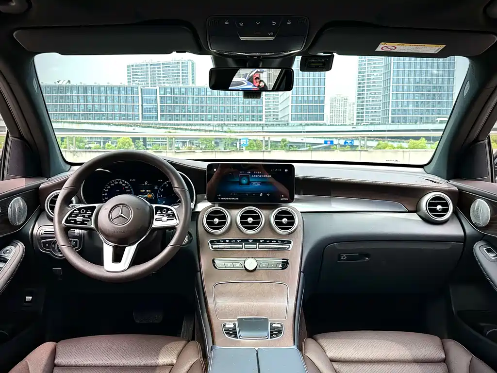 Mercedes-Benz GLC 2022 — фото 12