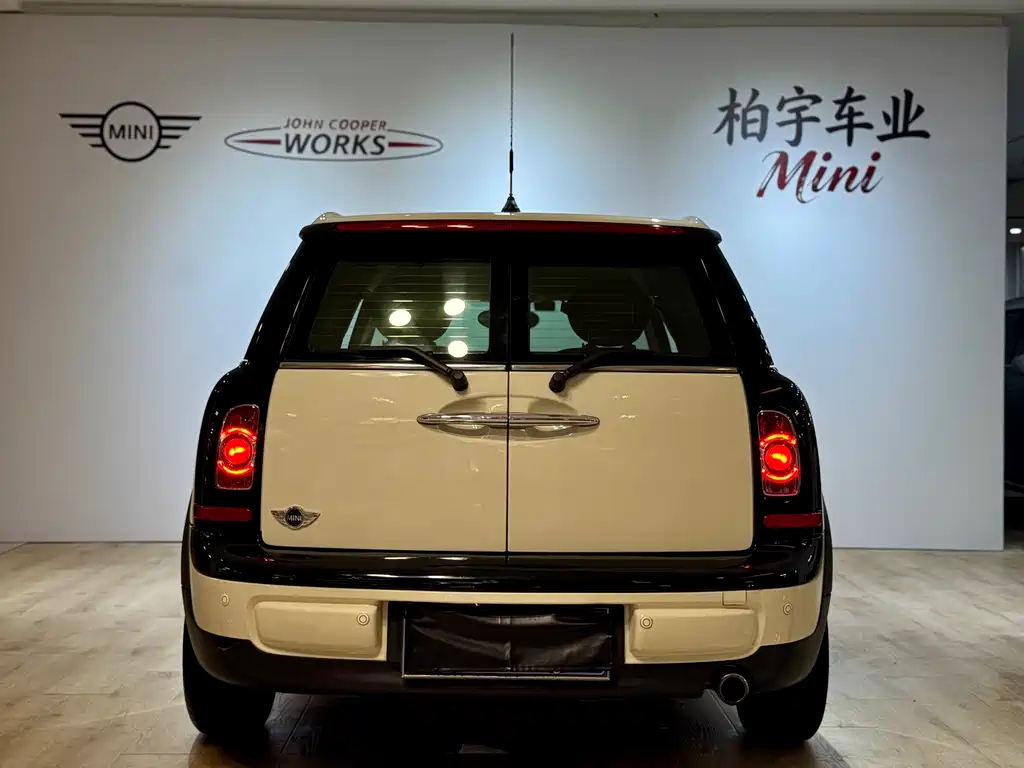 MINI Clubman 2013
