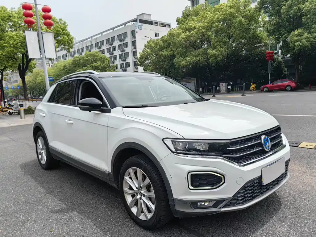 Volkswagen T-Roc 2019 — фото 3