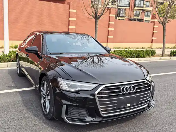 Audi A6L 2022