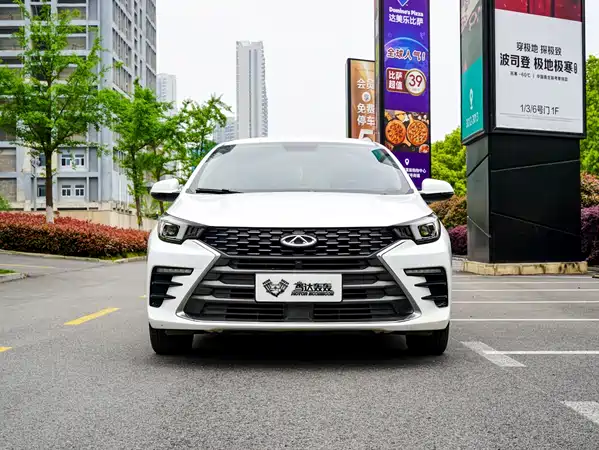 Chery Arrizo 5 PLUS 2021