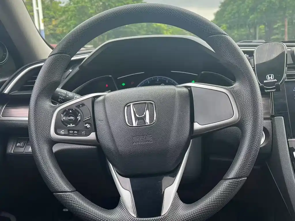 Honda Civic 2021 — фото 12