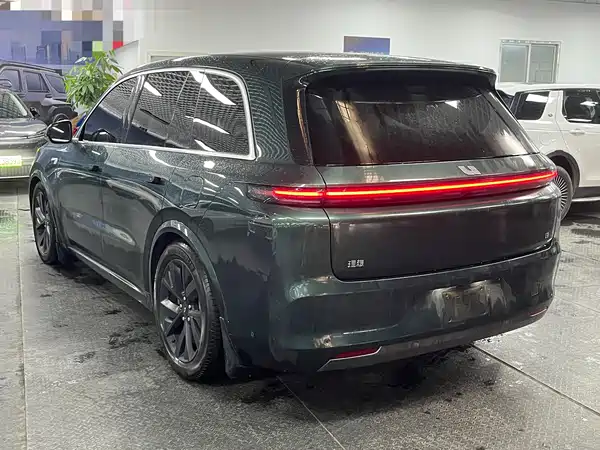 Li Auto L8 2023