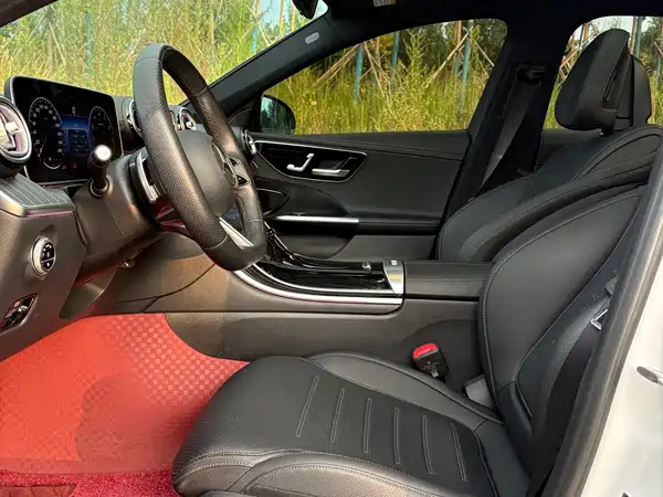 Mercedes-Benz C-Class 2023
