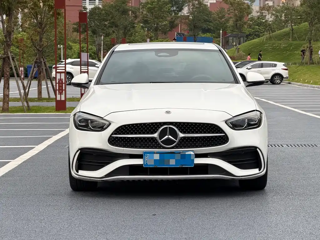 Mercedes-Benz C-Class 2022