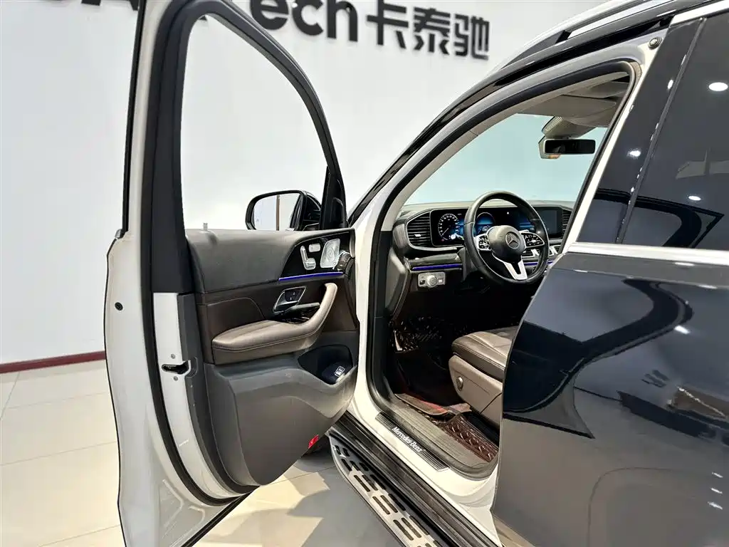 Mercedes-Benz GLE 2020 — фото 15