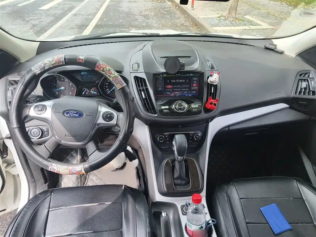 Ford Kuga 2016 — фото 13