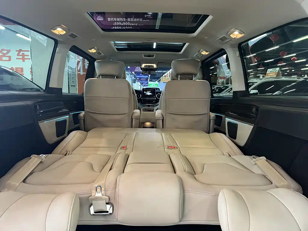 Mercedes-Benz V-Class 2019 — фото 14