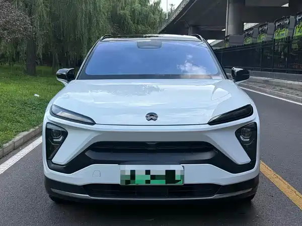 NIO ES6 2021