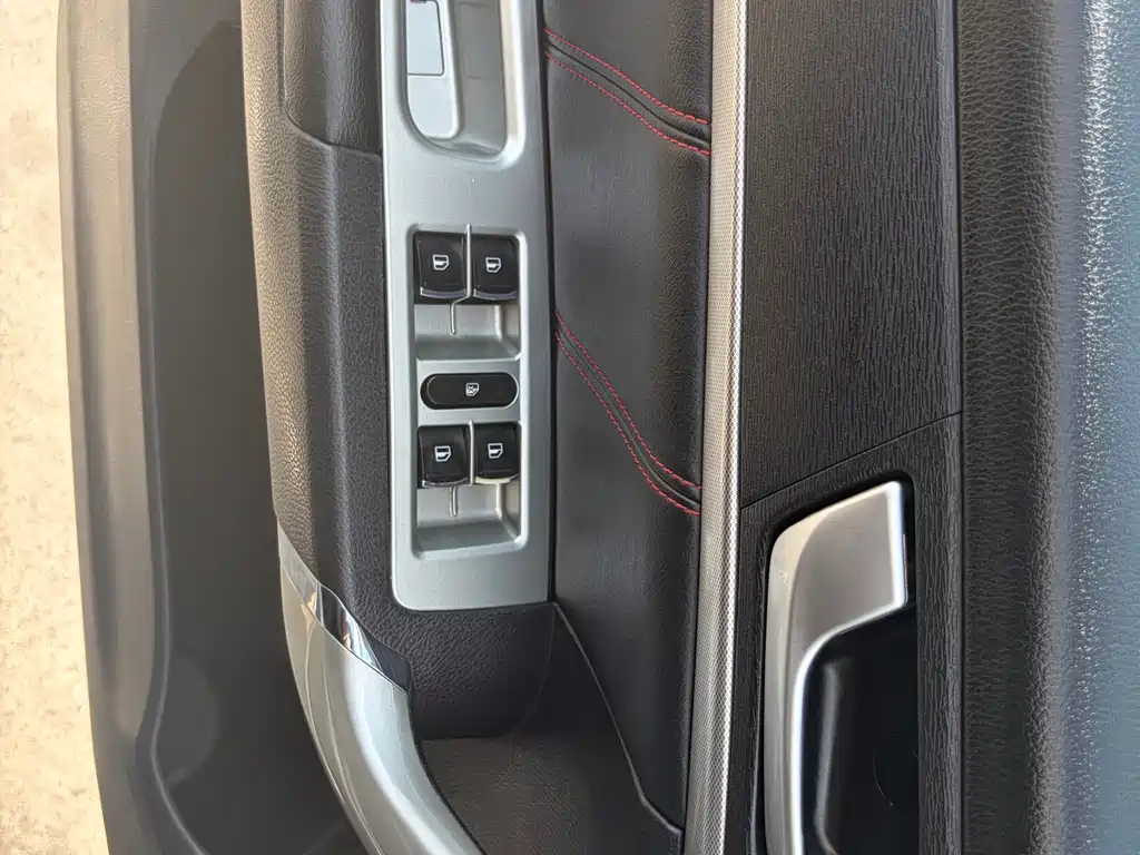 Haval H6 2016 — фото 13