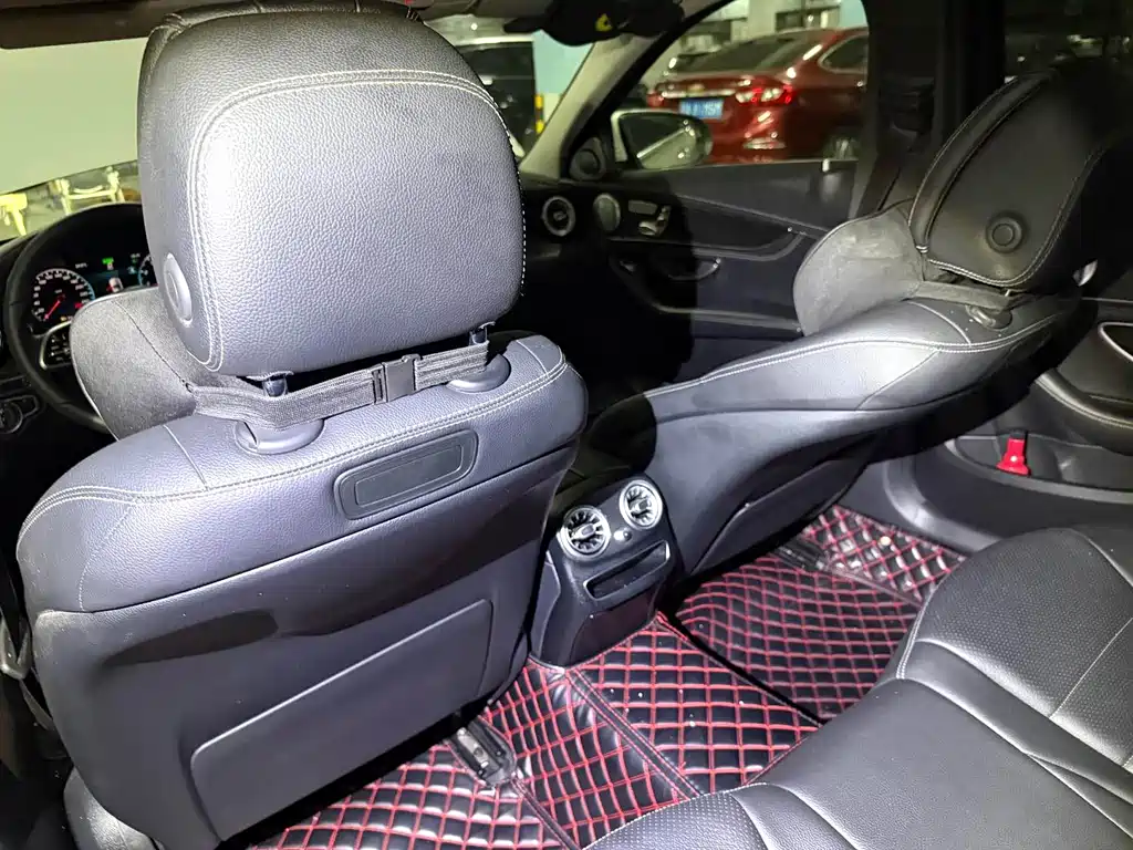 Mercedes-Benz C-Class 2018