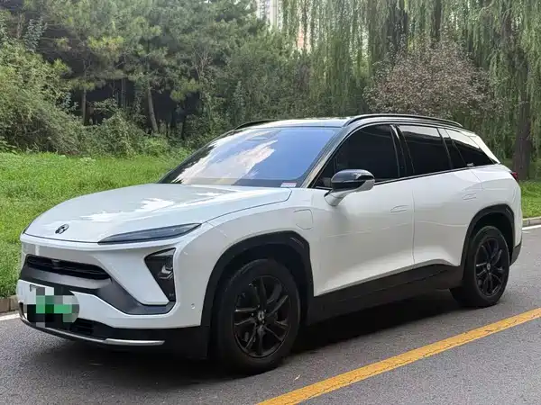 NIO ES6 2021