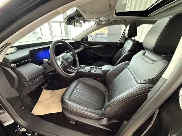 Ford Mondeo 2025