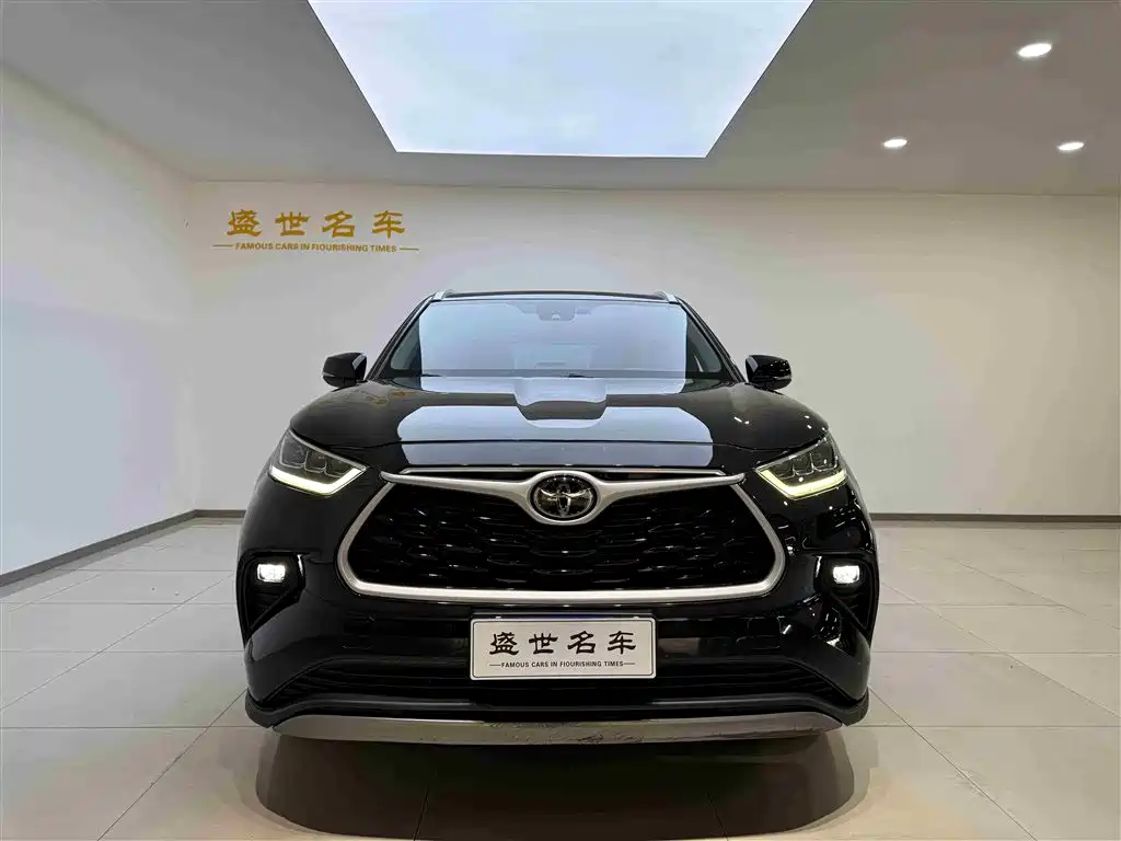 Toyota Highlander 2023