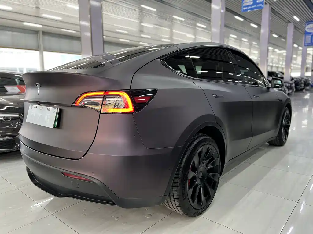 Tesla Model Y 2021 — фото 7