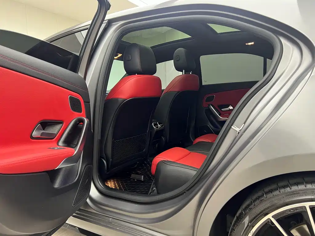 Mercedes-Benz A-Class AMG 2022 — фото 10