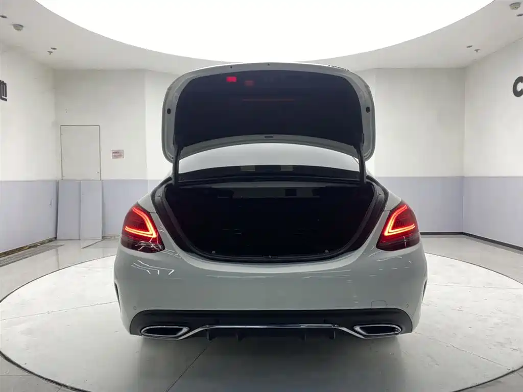 Mercedes-Benz C-Class 2021 — фото 30