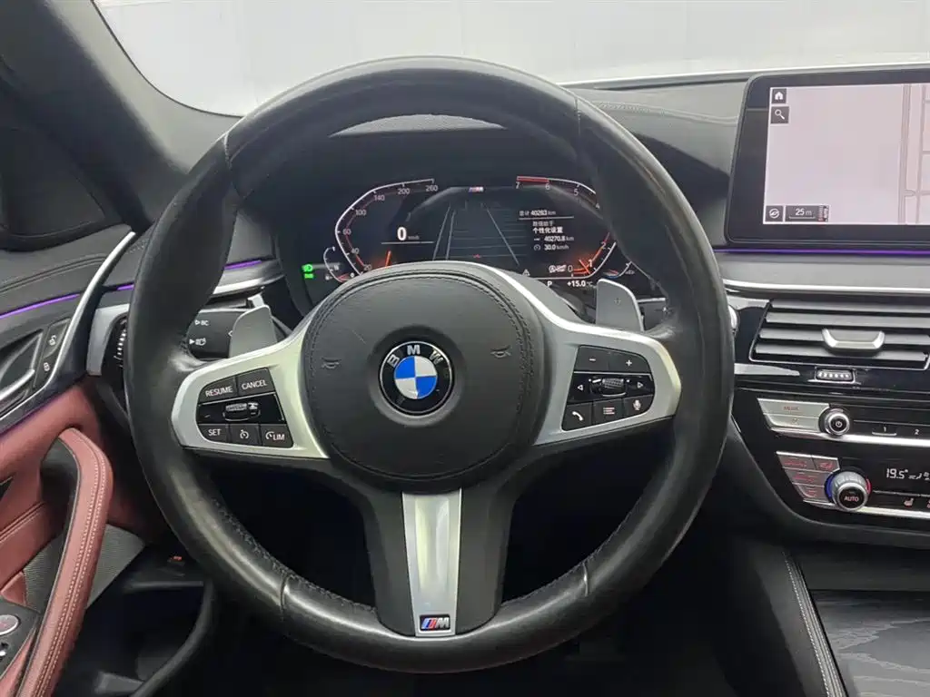 BMW 5 Series 2021 — фото 14