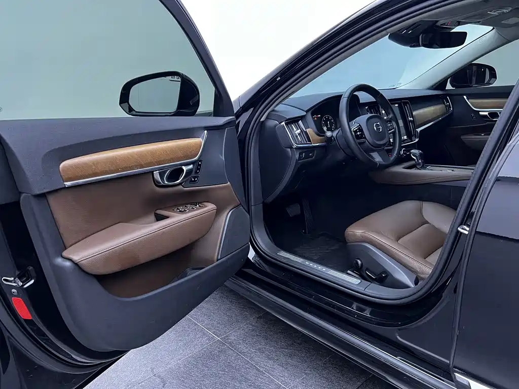 Volvo S90 2020 — фото 10