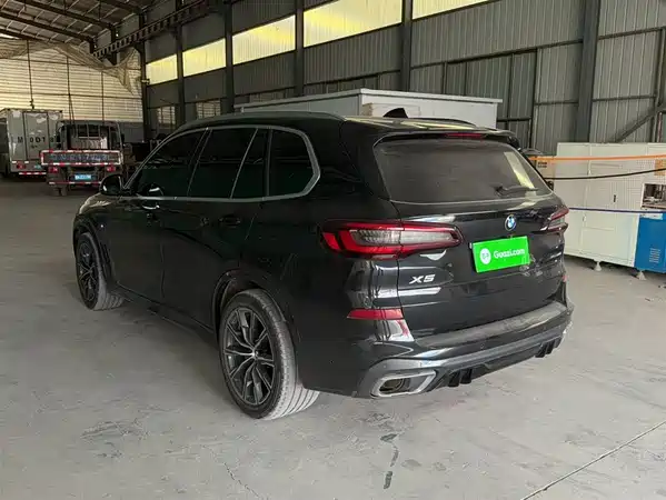 BMW X5 2021