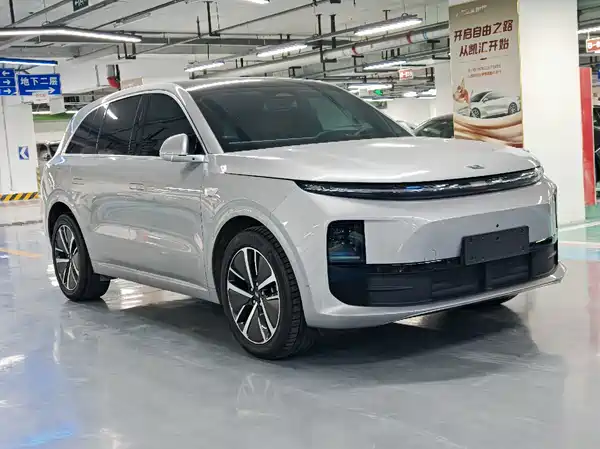 Li Auto L6 2024