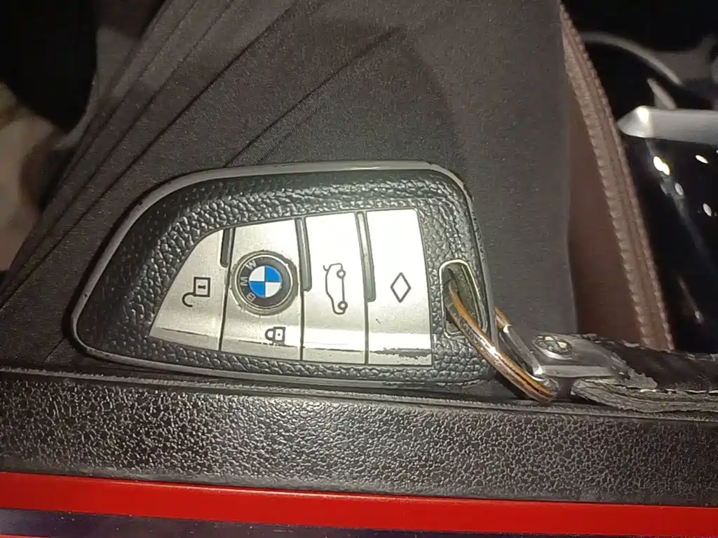 BMW 5 Series New Energy 2021 — фото 9