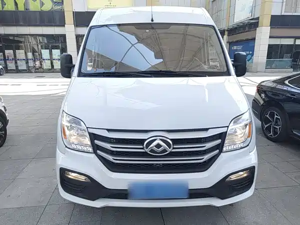Maxus V80 2025