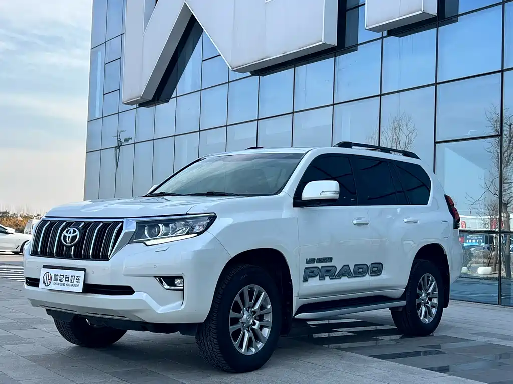 Toyota Prado 2020 — фото 1