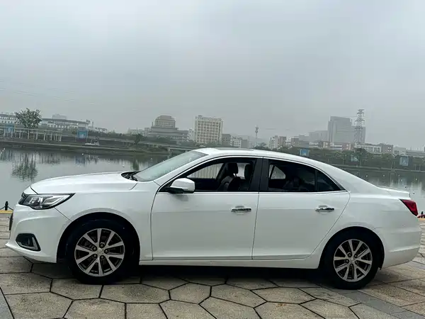 Chevrolet Malibu 2016