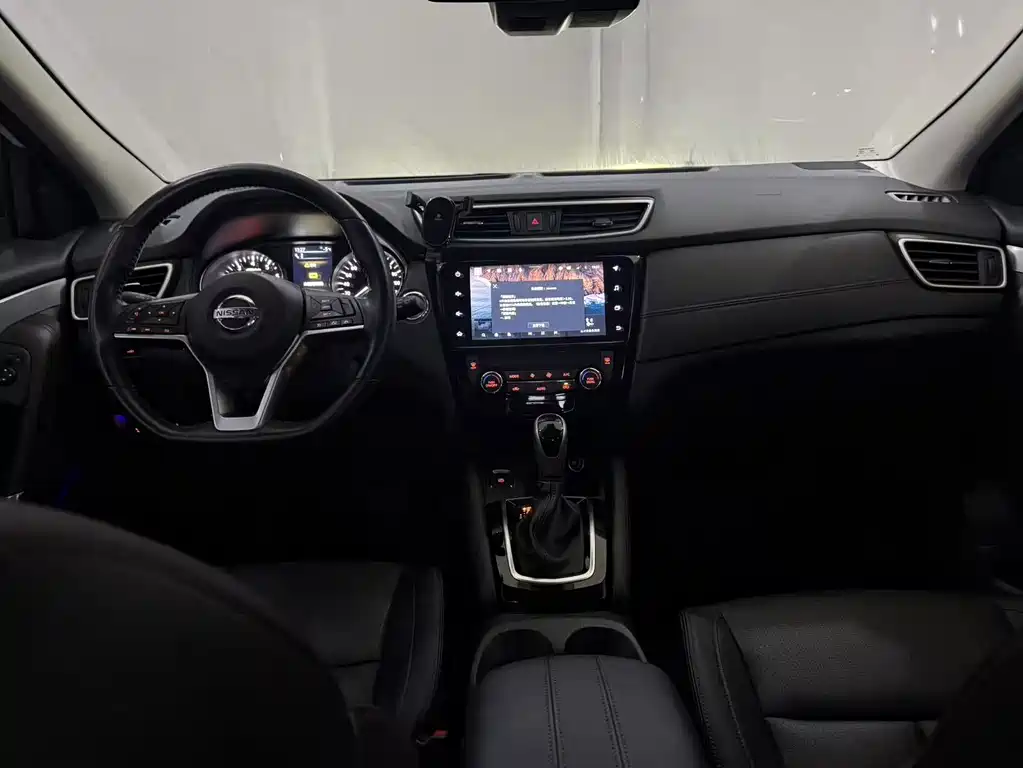 Nissan Qashqai 2023 — фото 12