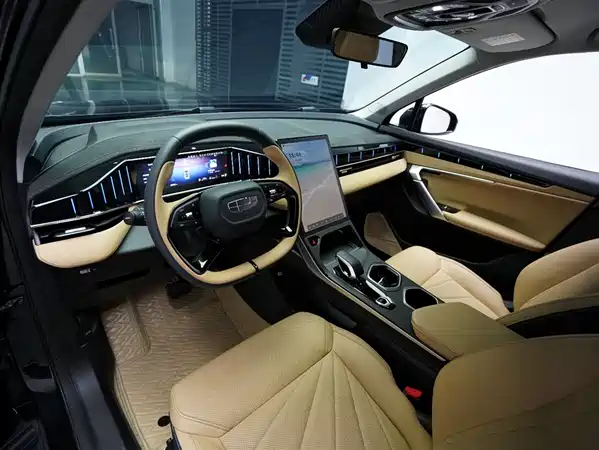 Geely Boyue L 2024