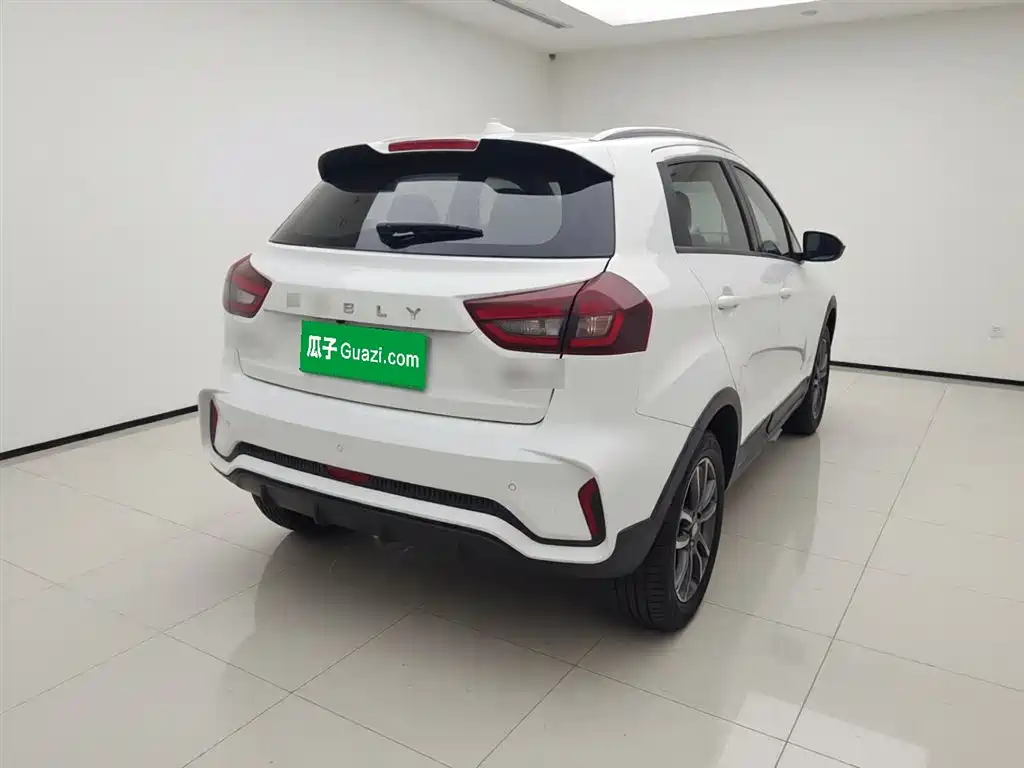 Geely Vision X3 2022