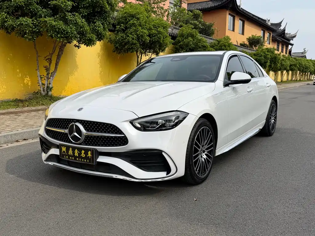 Mercedes-Benz C-Class 2023