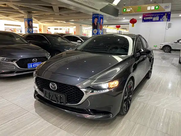 Mazda 3 Axela 2023
