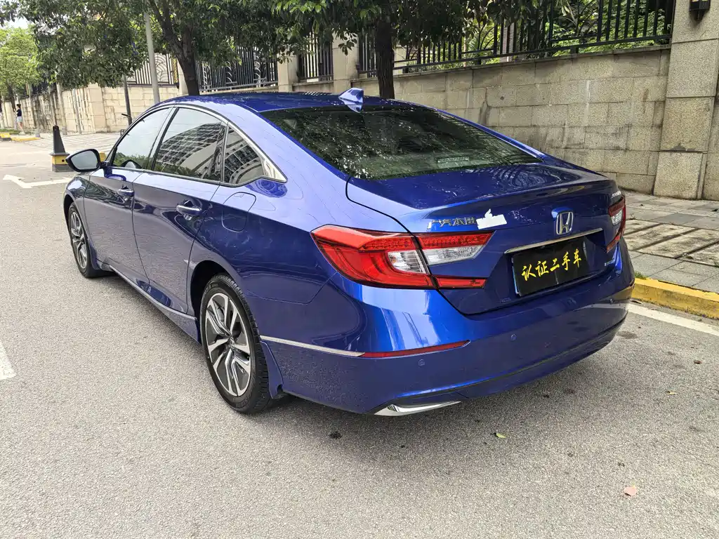 Honda Accord 2019 — фото 16