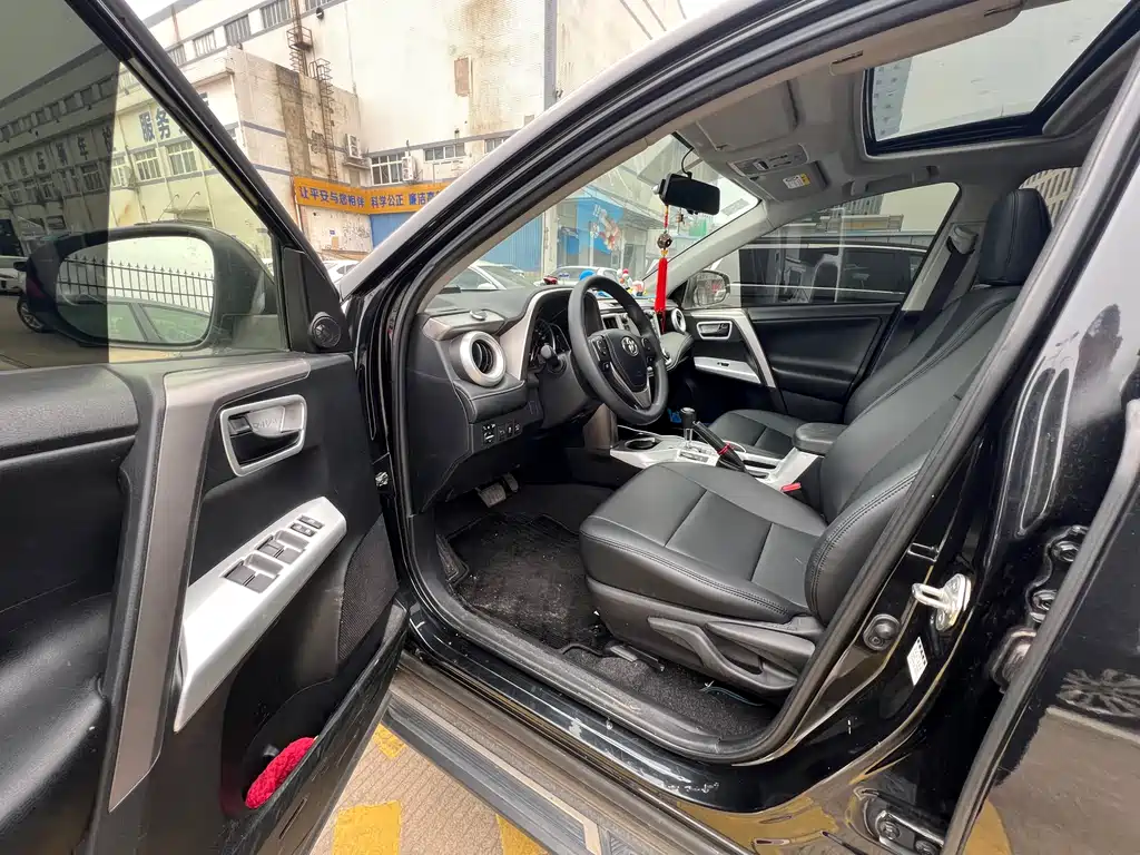 Toyota RAV4 2019