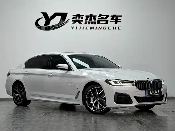 BMW 5 Series 2021