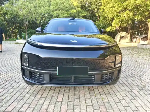 Li Auto L8 2026