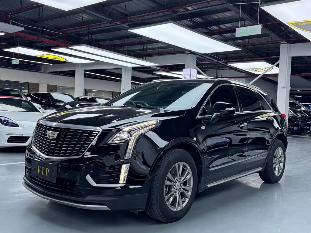 Cadillac XT5 2020 — фото 1