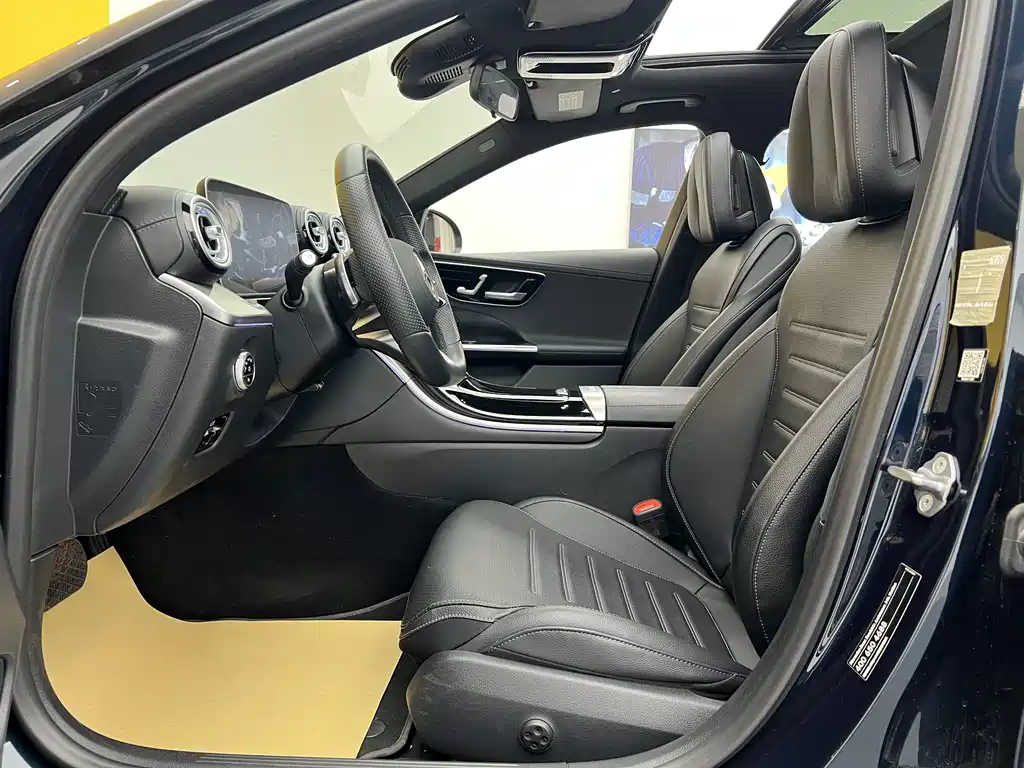 Mercedes-Benz C-Class 2022