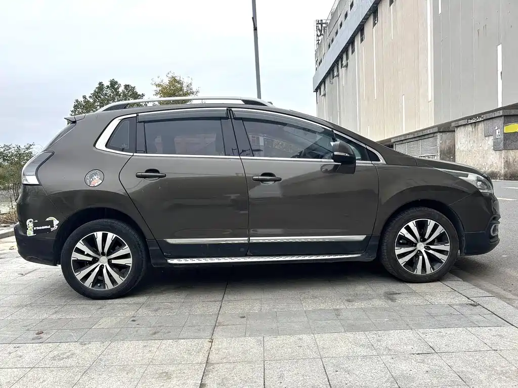 Peugeot 3008 2016 — фото 9