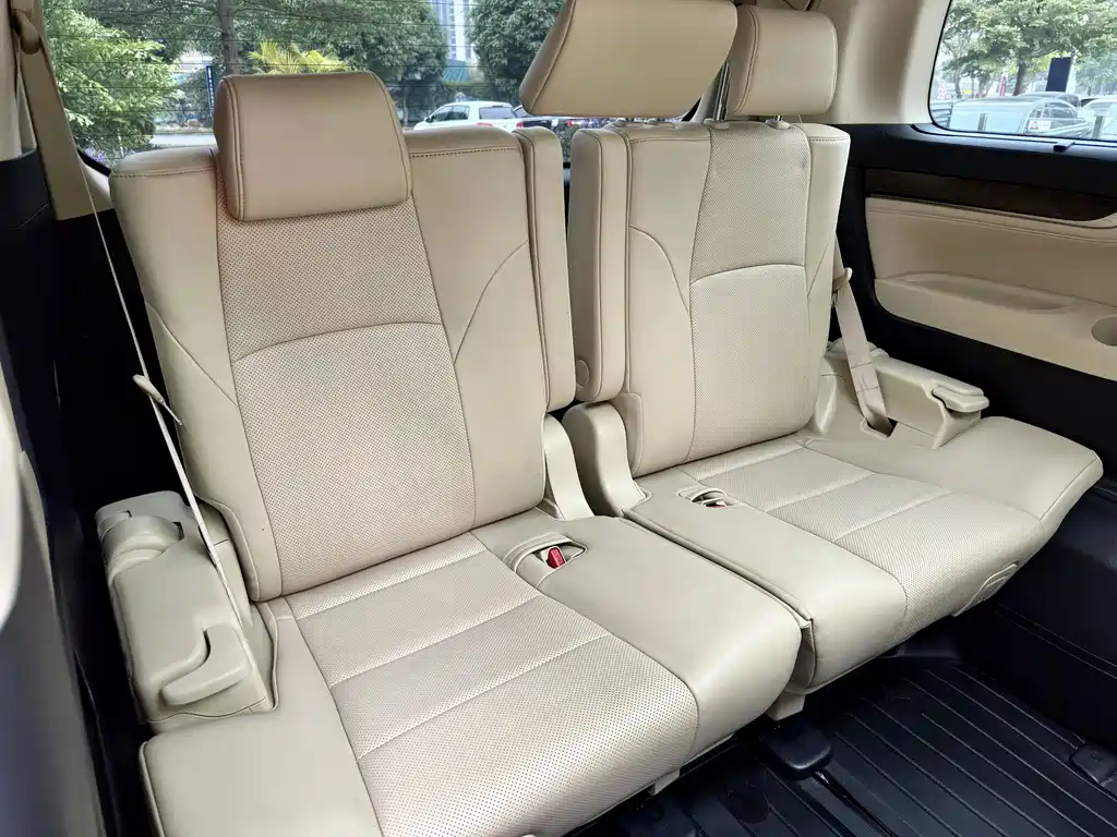Toyota Alphard 2019 — фото 19