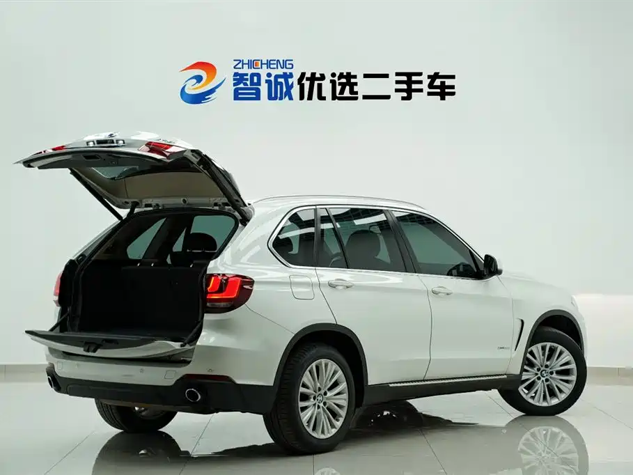 BMW X5 2016 — фото 8
