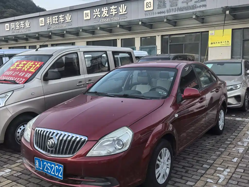 Buick Excelle 2016 — фото 1