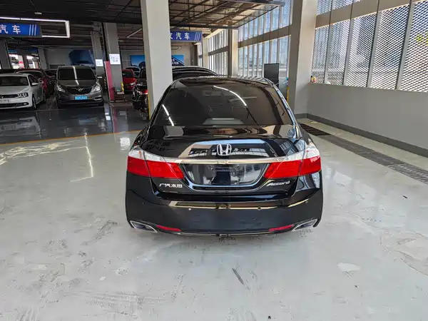 Honda Accord 2015