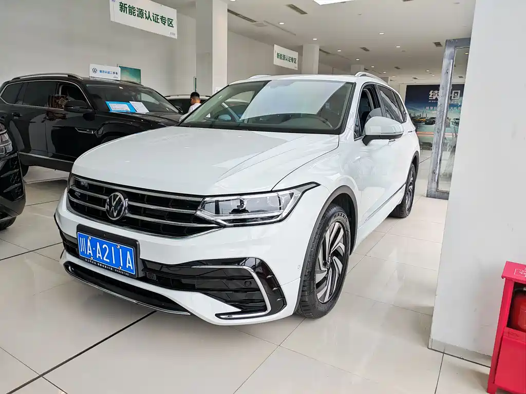Volkswagen Tiguan L 2024
